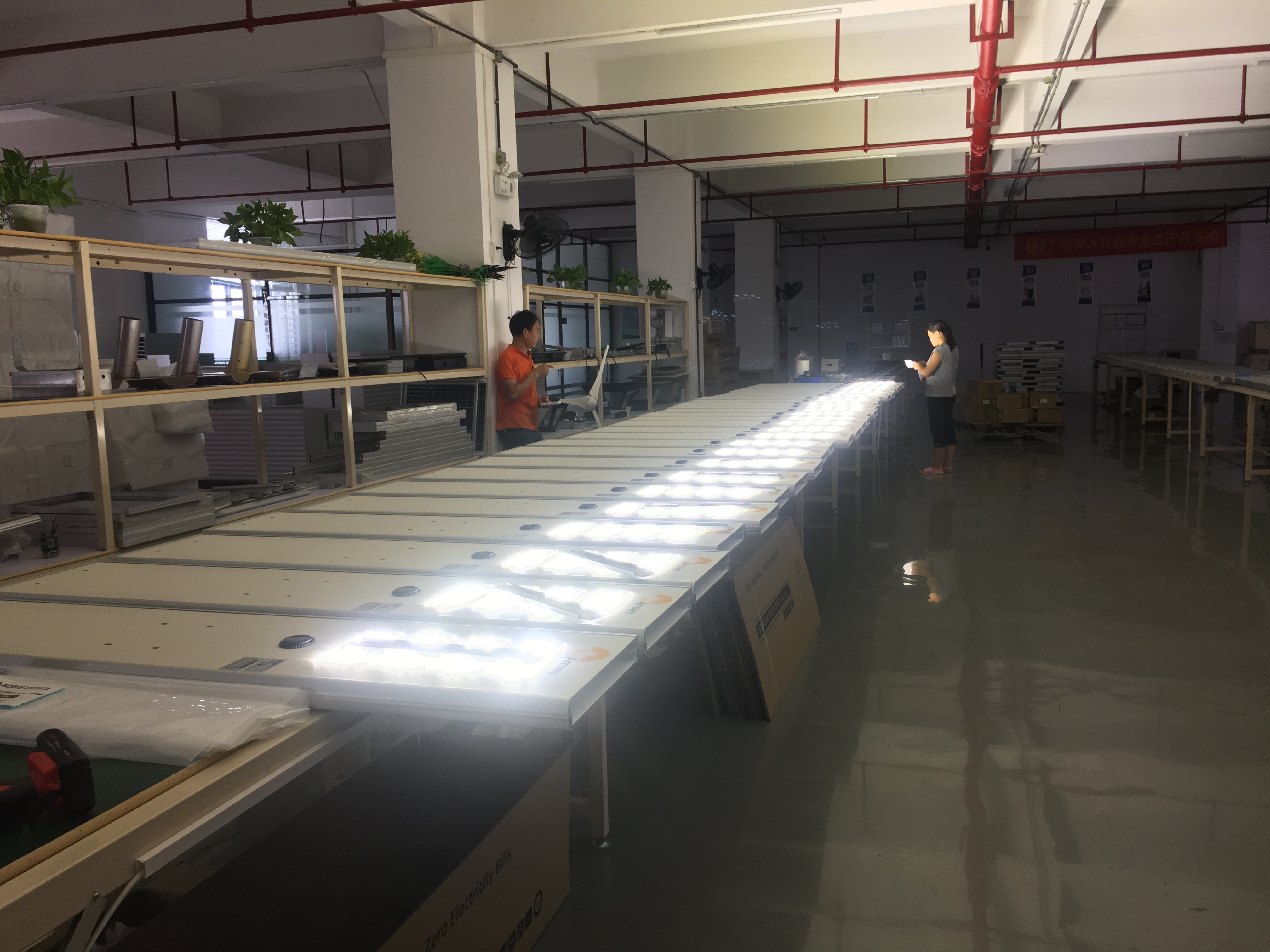 太陽能路燈需要定制么？太陽能路燈廠家的工程師這樣說